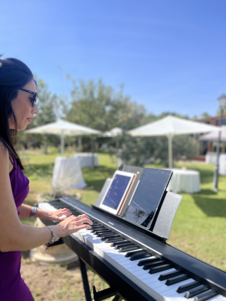 Diferencias entre un piano de cola y uno vertical